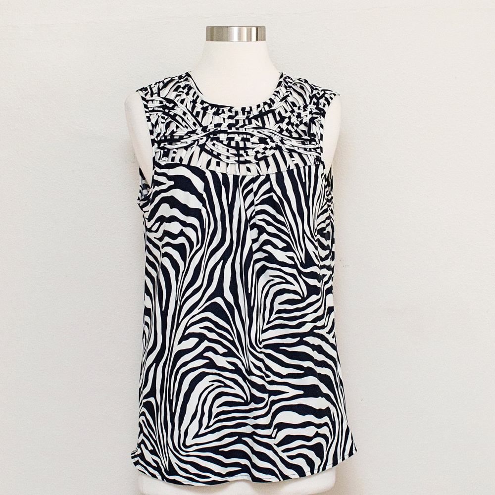 Banana Republic Zebra Lattice Neckline Blouse L